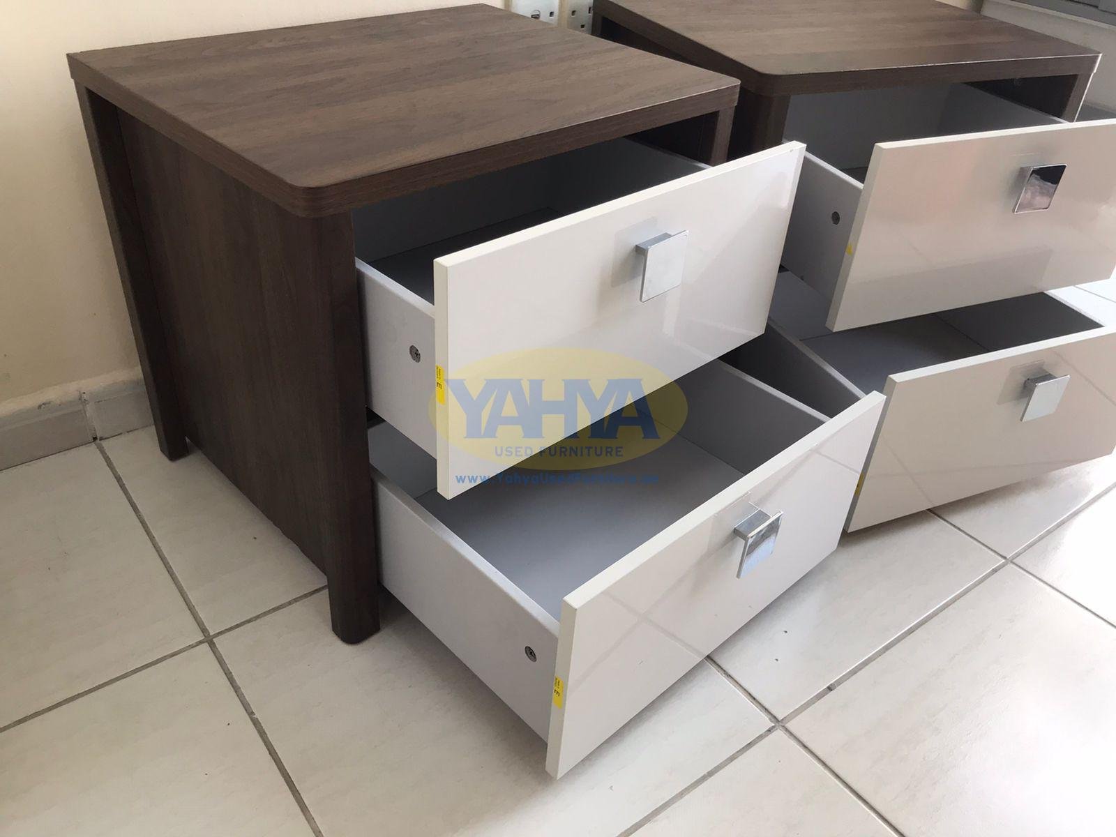 Bedside tables, brown and white from Home Centre - Image 11