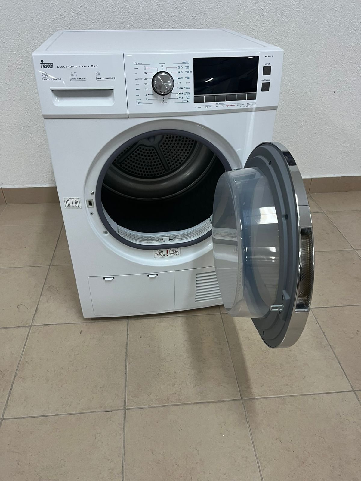 WhatsApp Image 2025-11-26 at 7.00.49 PM