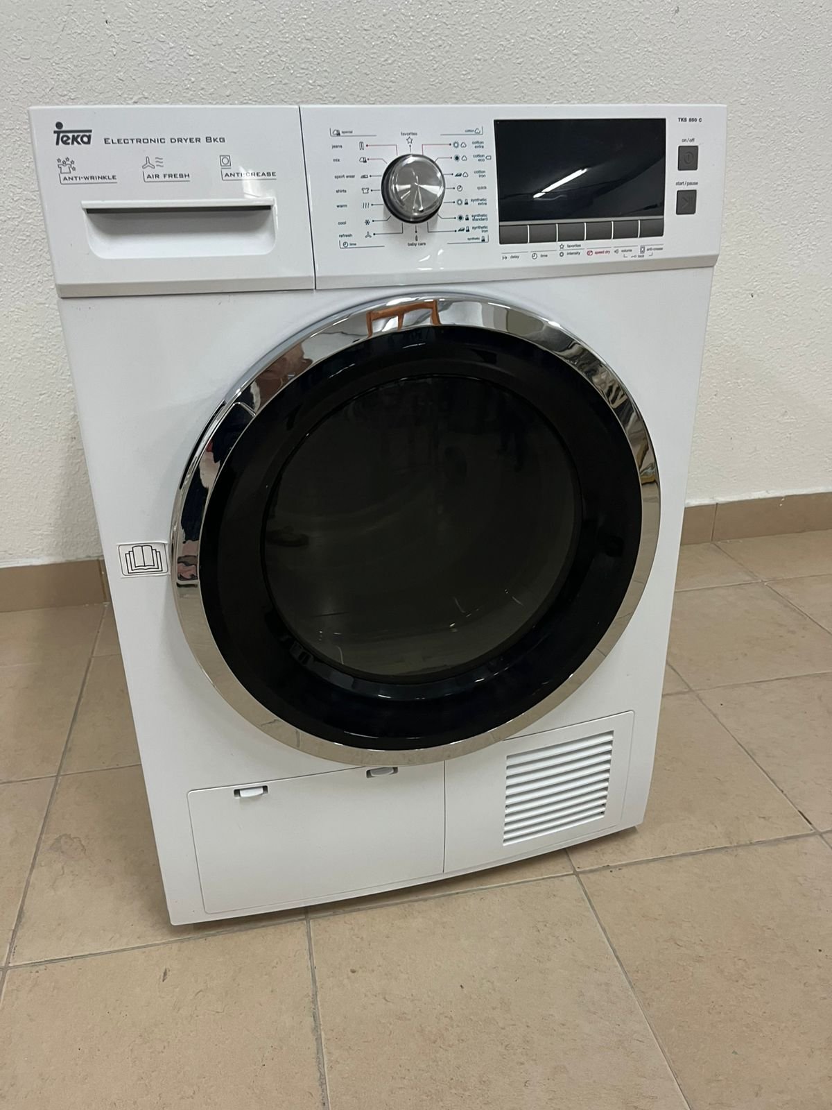 WhatsApp Image 2025-11-26 at 7.00.51 PM