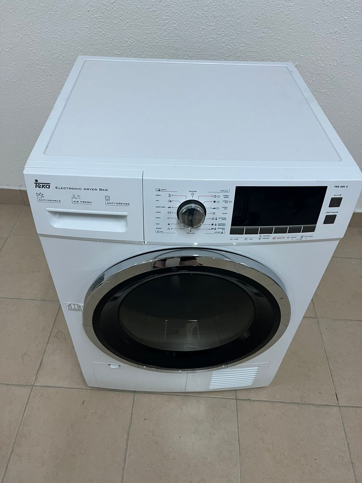 WhatsApp Image 2025-11-26 at 7.00.52 PM