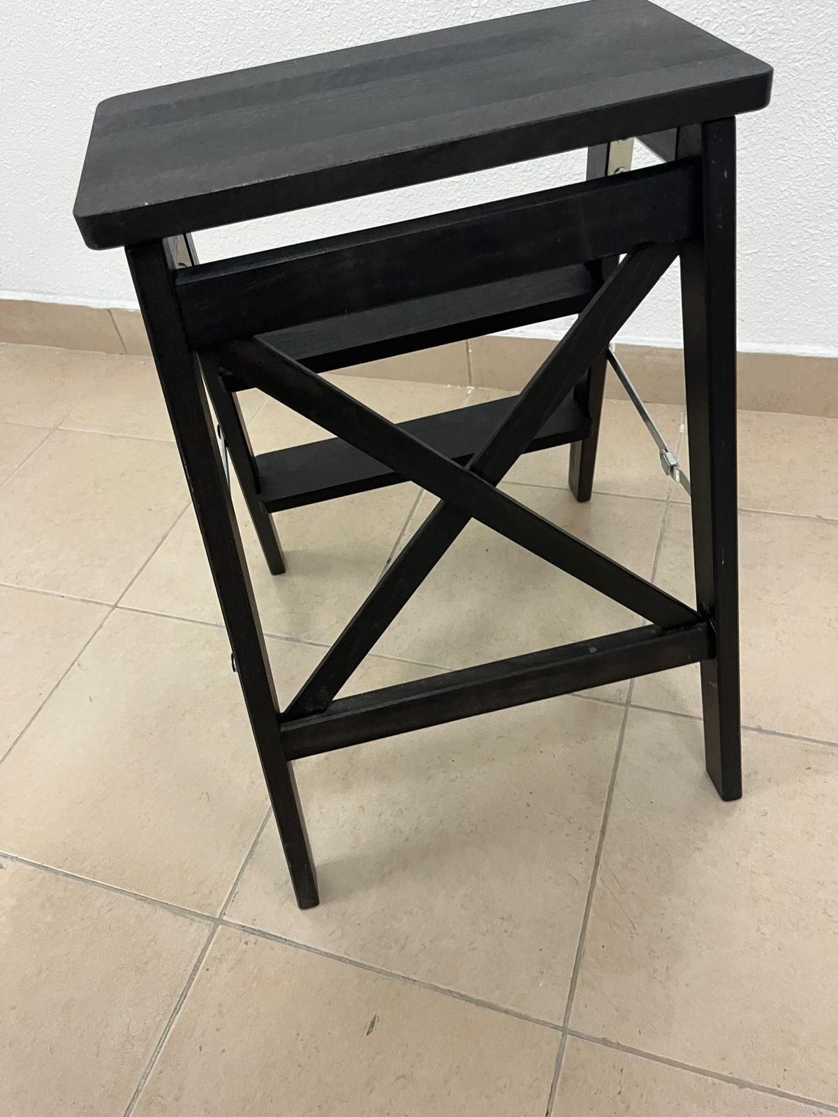 Black ladder from IKEA - Image 3