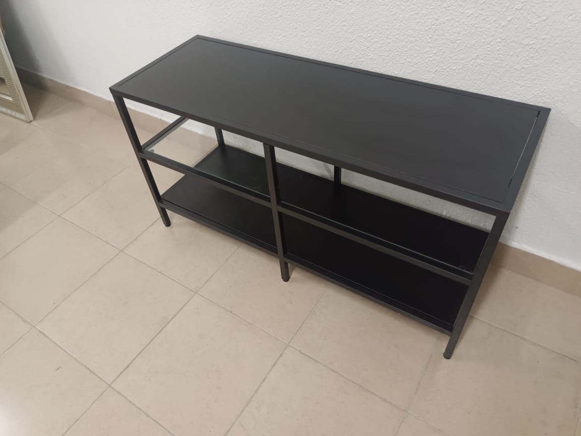 TV table - Image 4