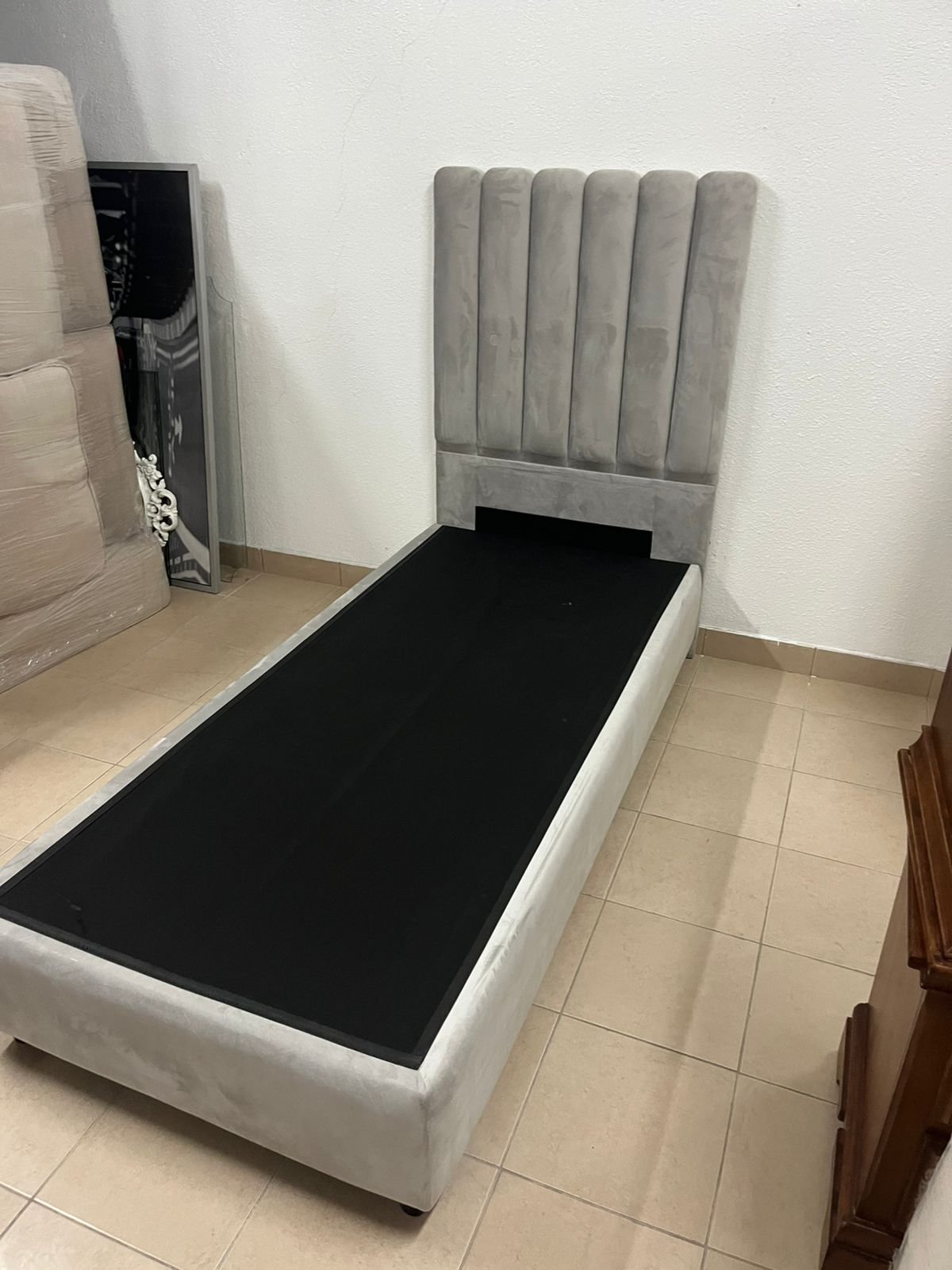 Single bed with mattress - Image 2