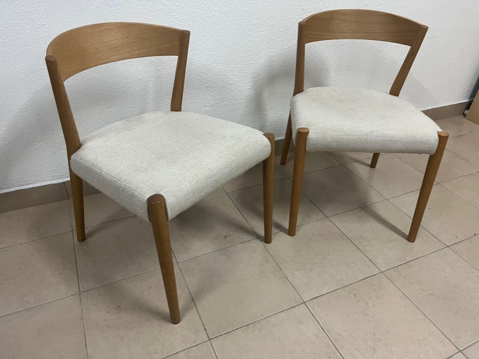 Two wooden chairs - Image 4