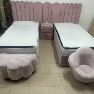 Girls' bedroom set