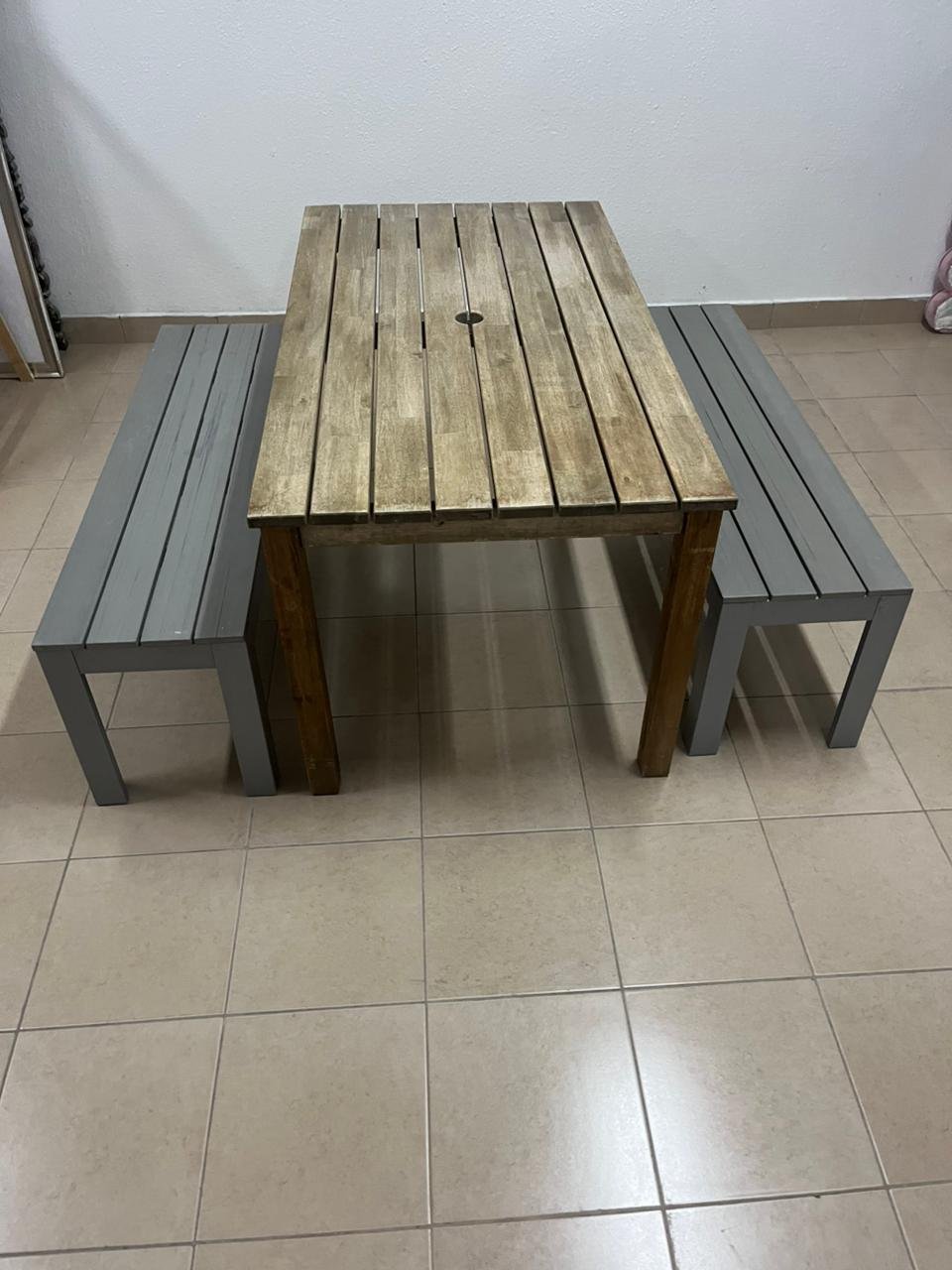 garden table and chairs - Image 4