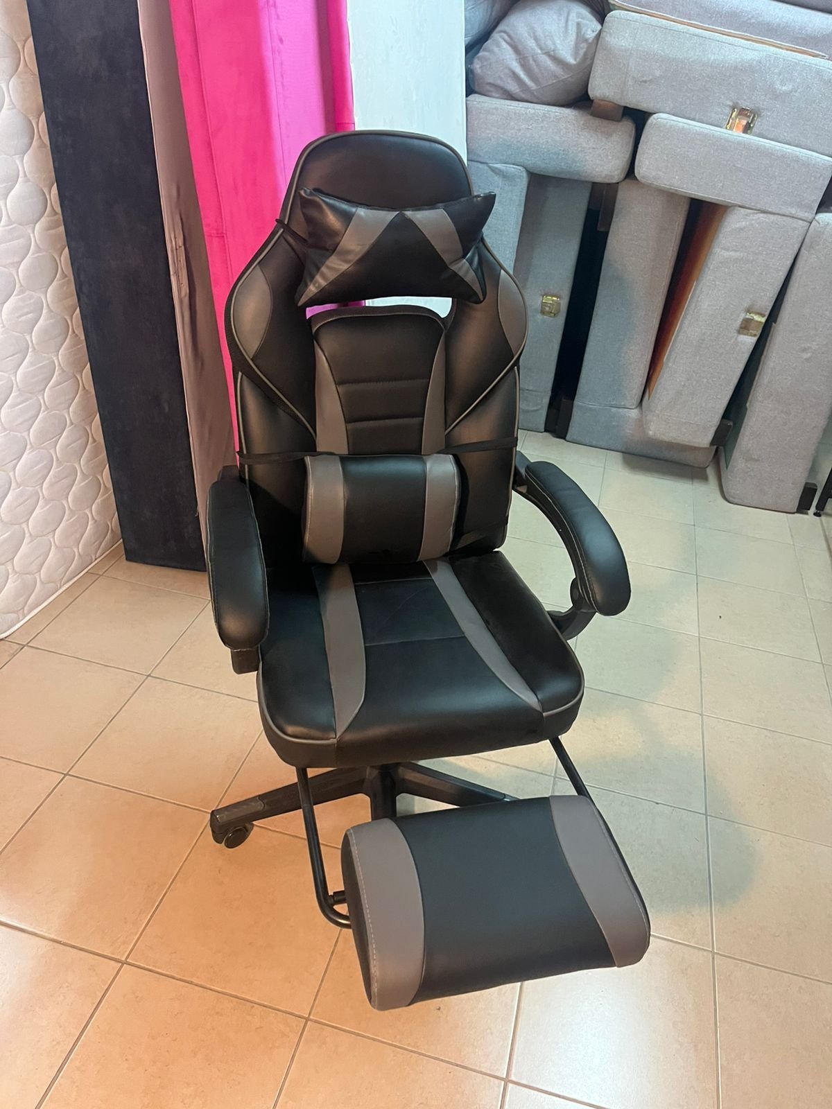 Gaming chair - Image 9