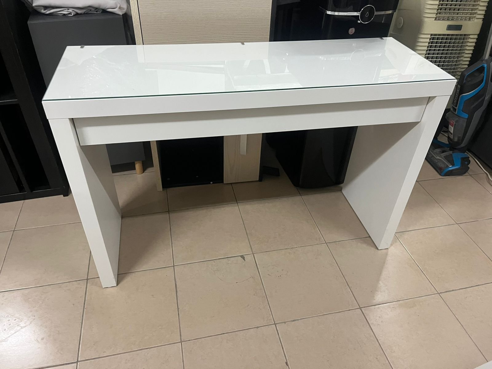 White desk with glass top - Image 2