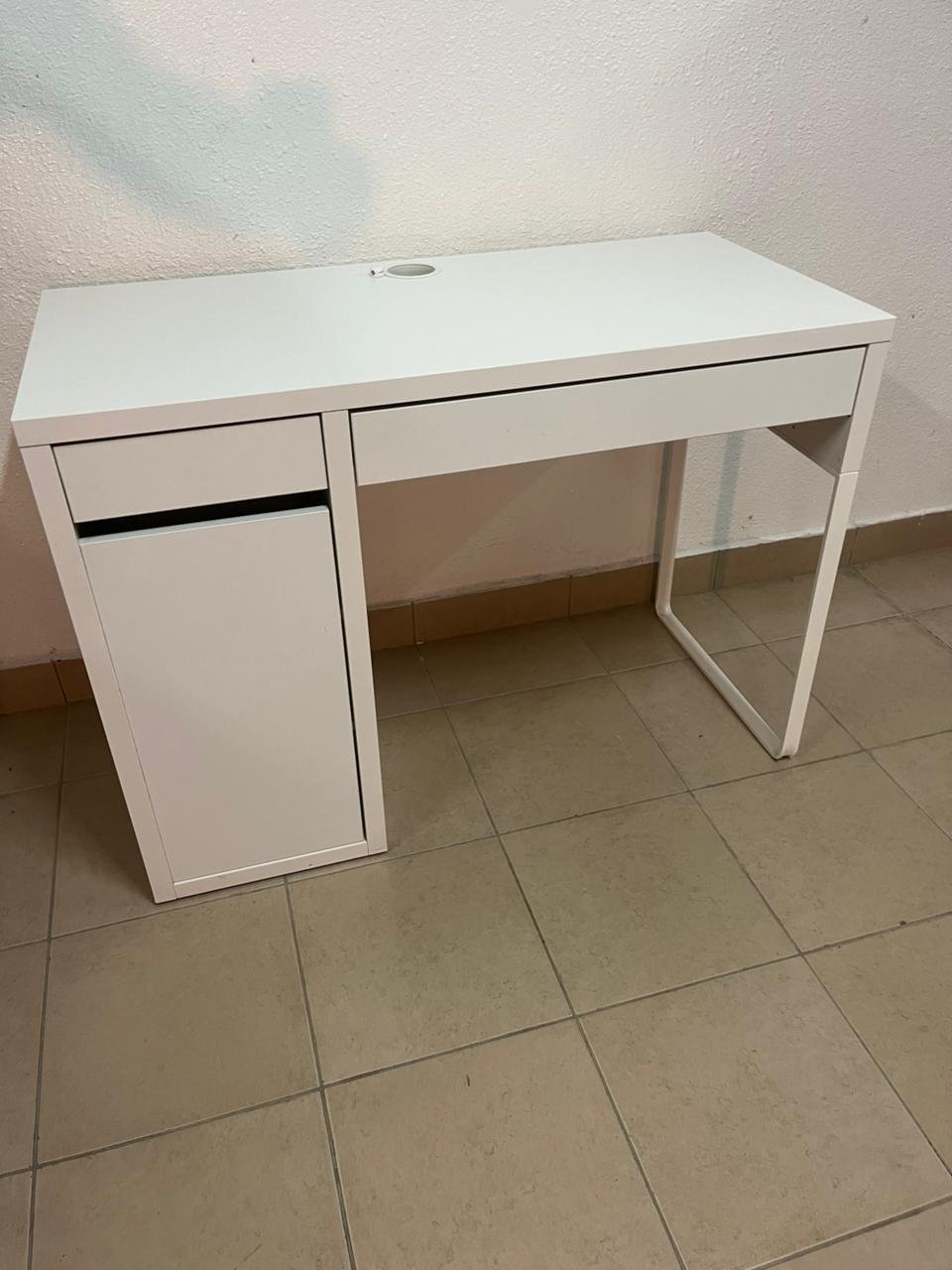 White desk from IKEA - Image 2