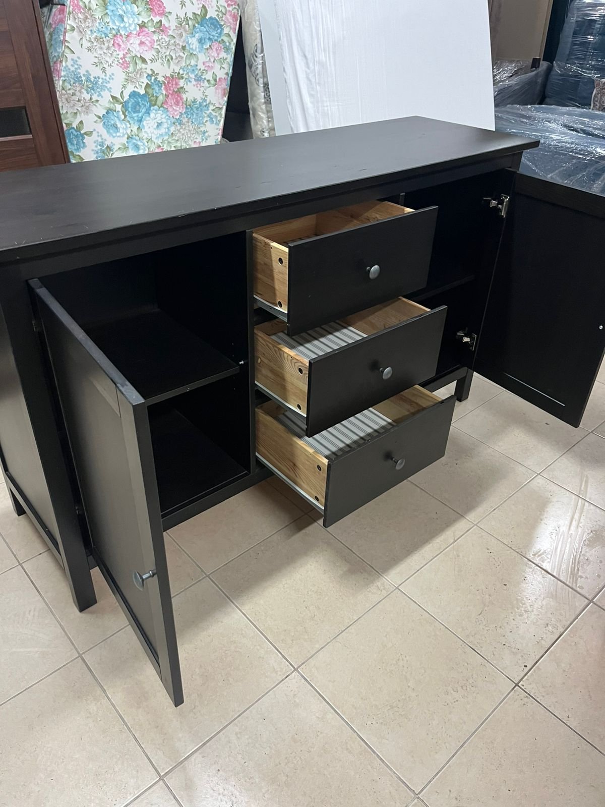 IKEA buffet - Image 8