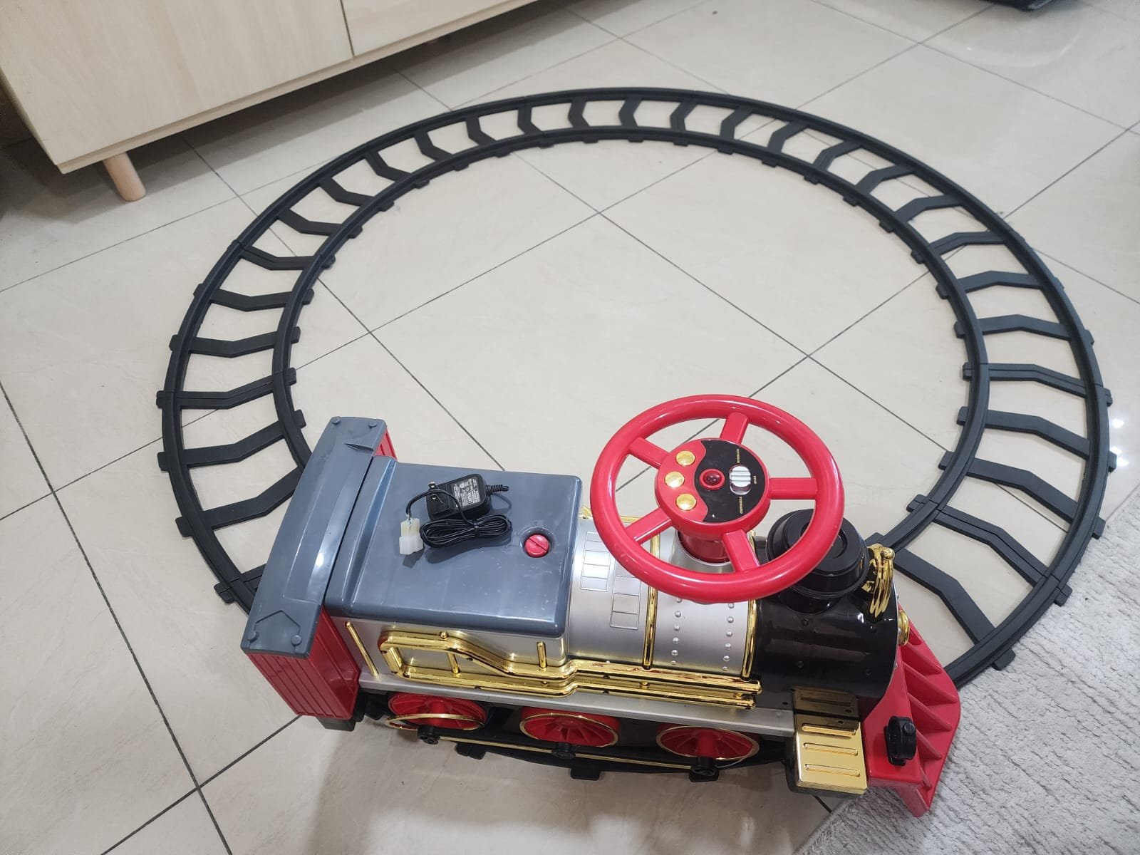 Train toy for kids - Image 3