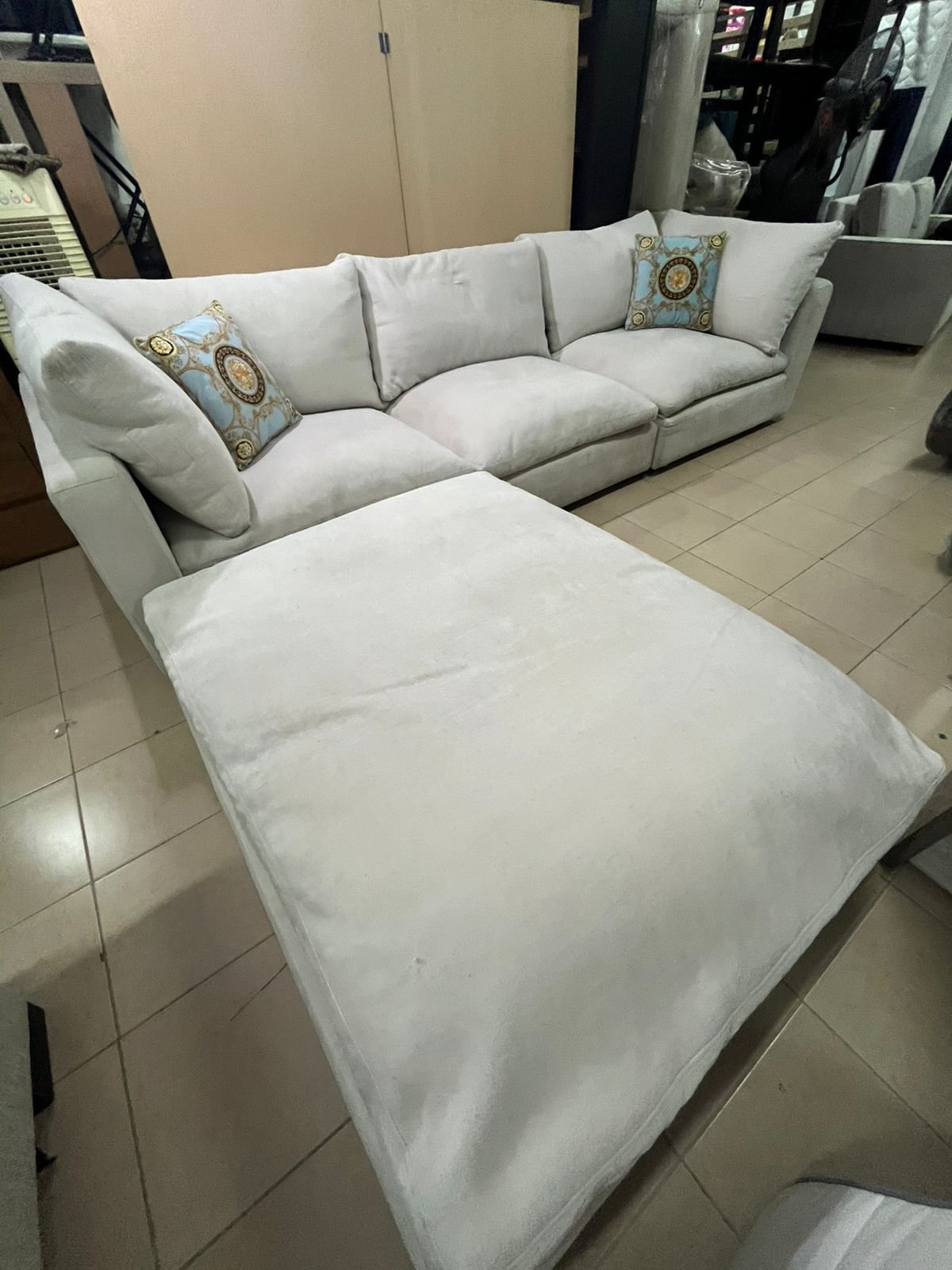 A sofa made of ostrich feathers, perfect for relaxing. - Image 4