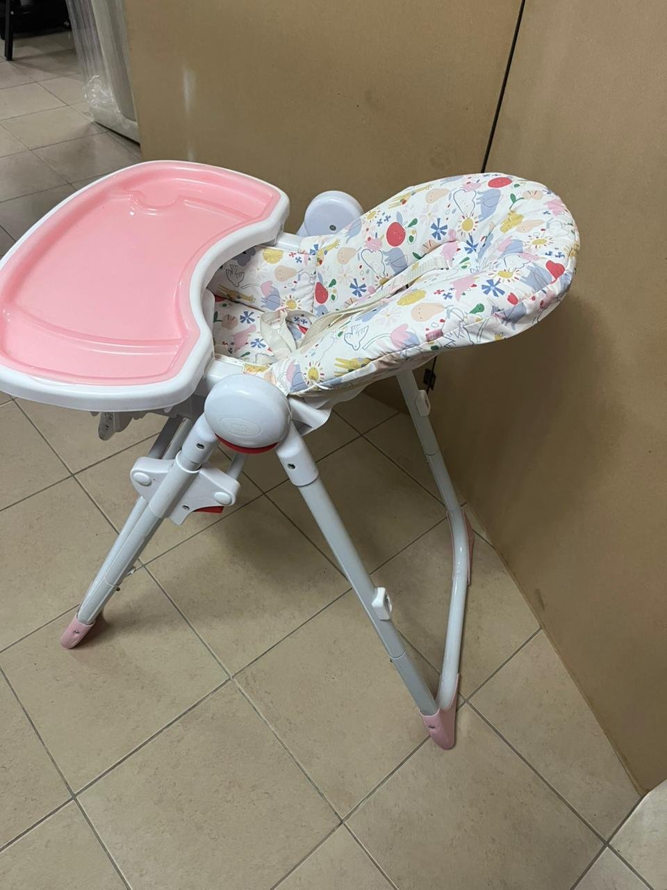 Children's high chair - Image 4