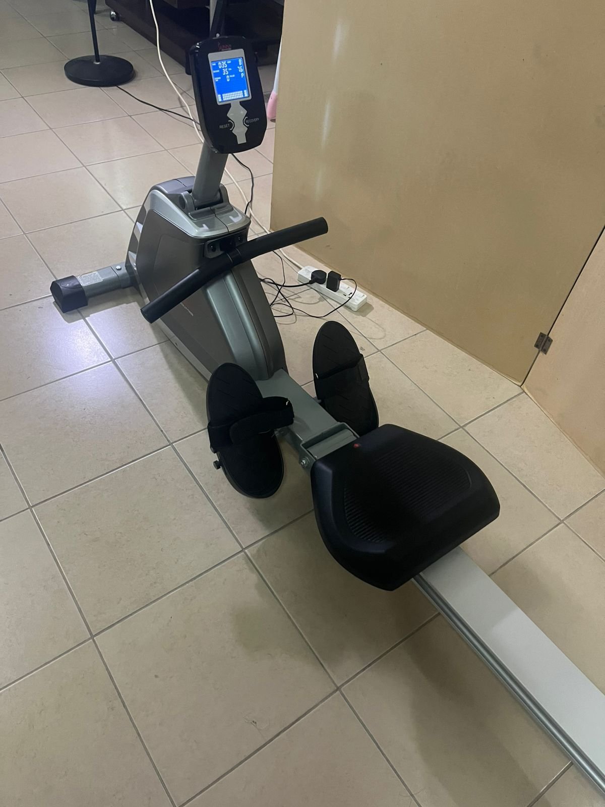 Exercise machine - Image 4