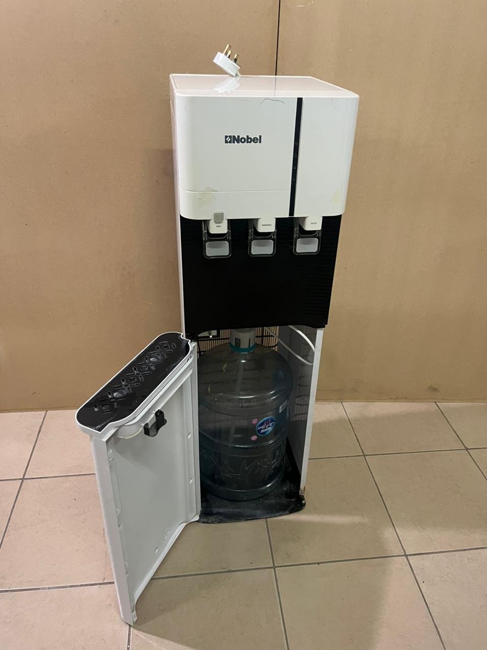 White water dispenser - Image 9