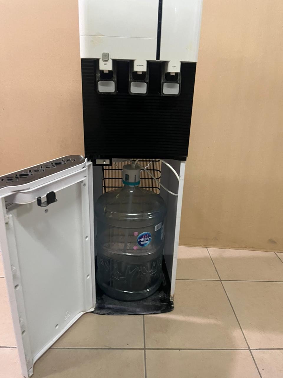 White water dispenser - Image 10