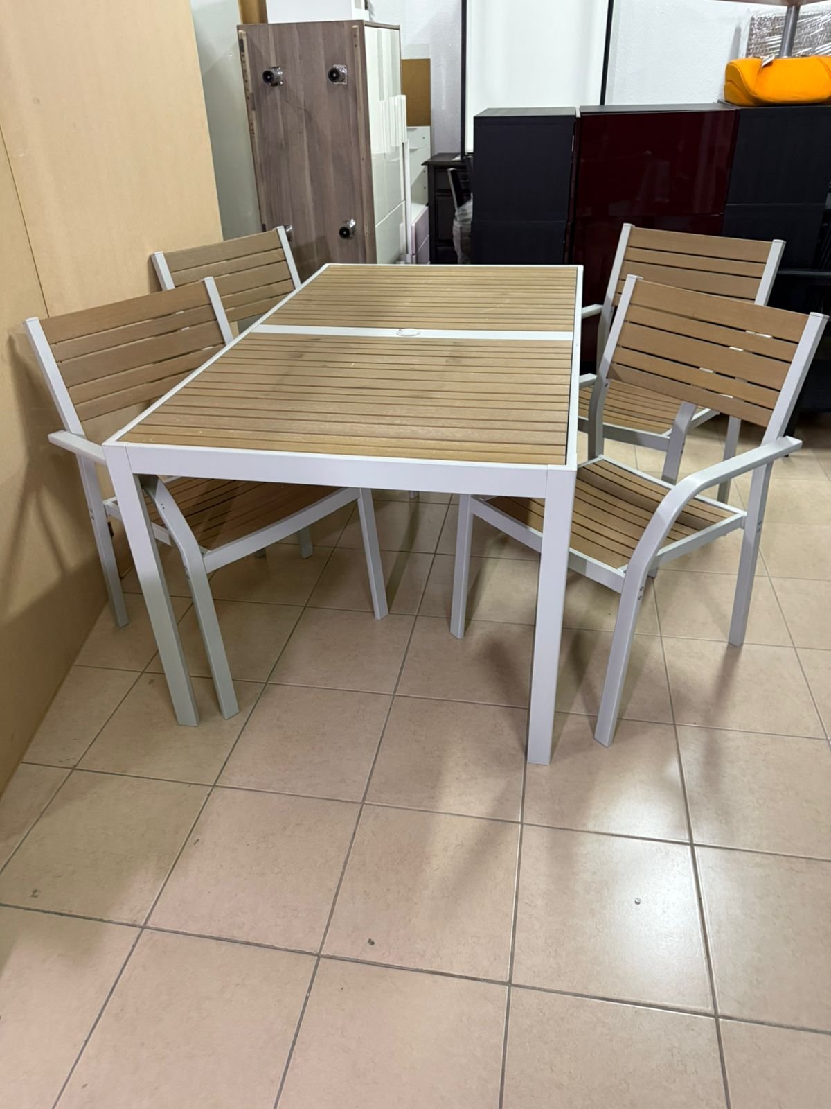 Garden chairs and tables - Image 2