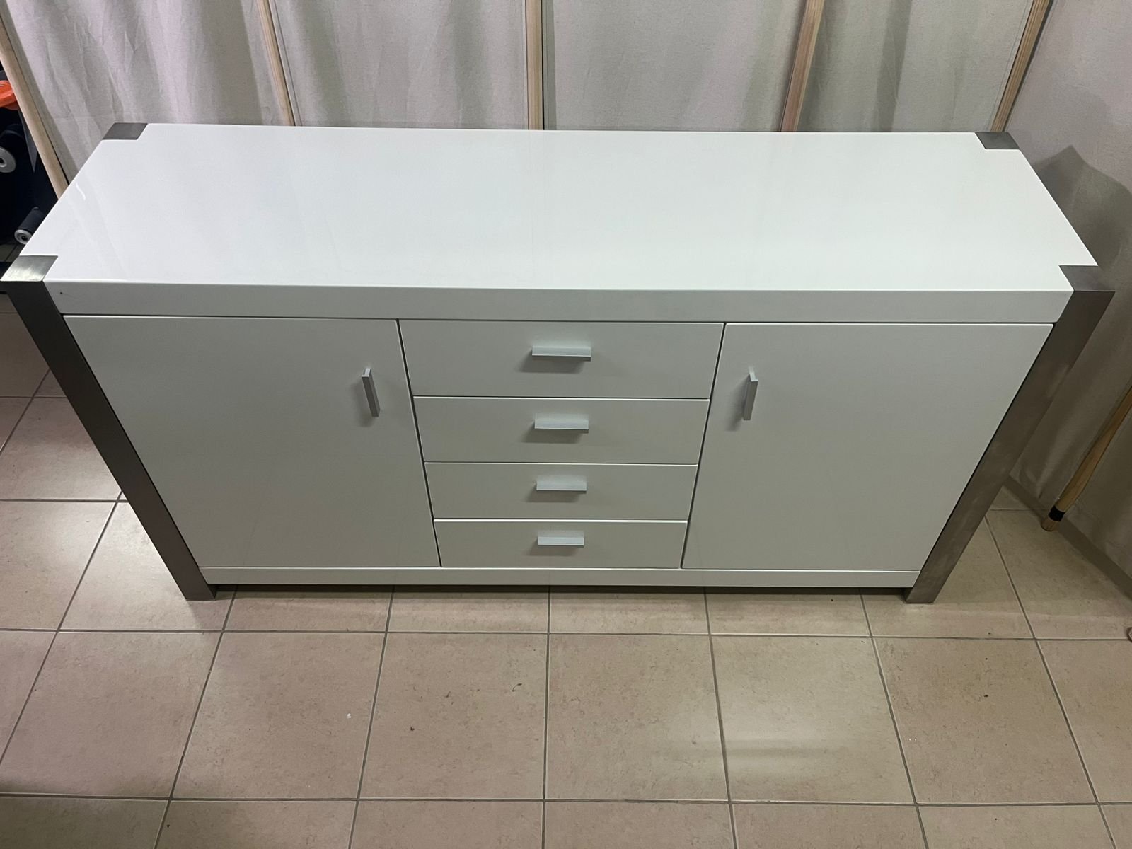 Shiny white buffet from Home Centre - Image 12
