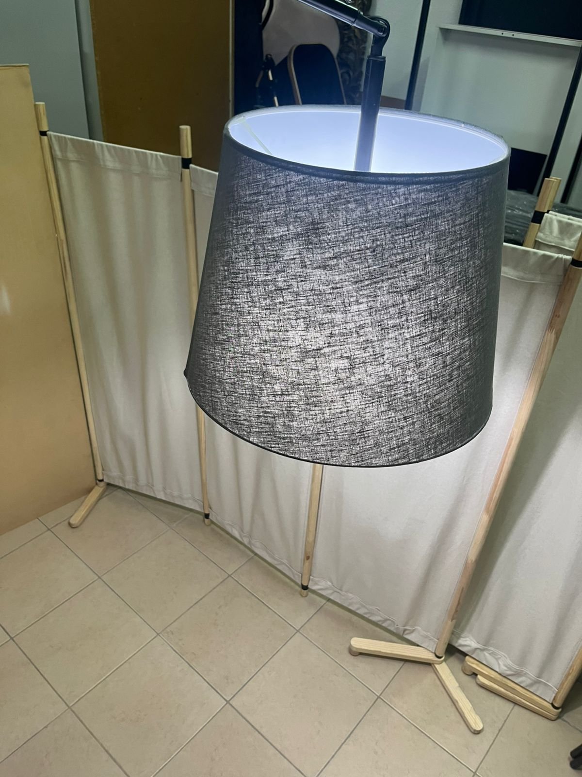 Floor lamp base, arched, black - Image 4