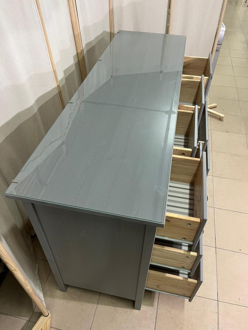 HEMNES Chest of 8 drawers, grey stained, 160x96 cm - Image 12