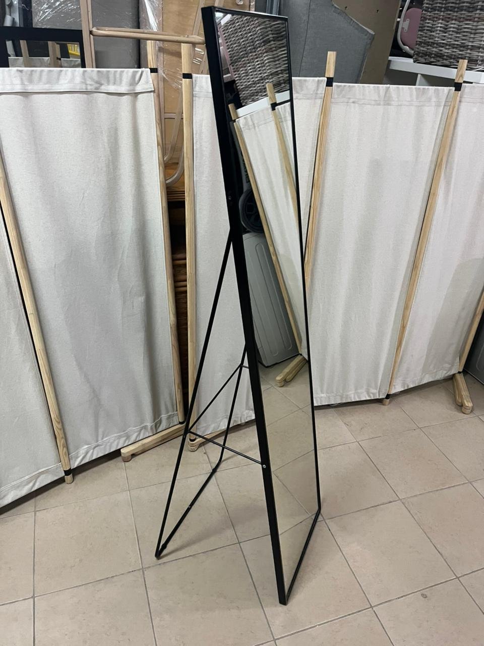 Mirror with stand, black, 40x167 cm - Image 3