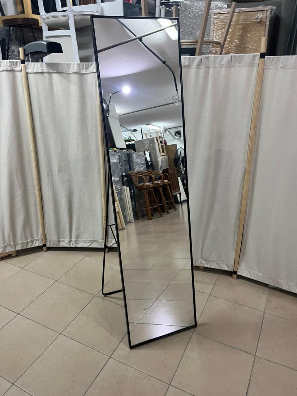 Mirror with stand, black, 40x167 cm - Image 6