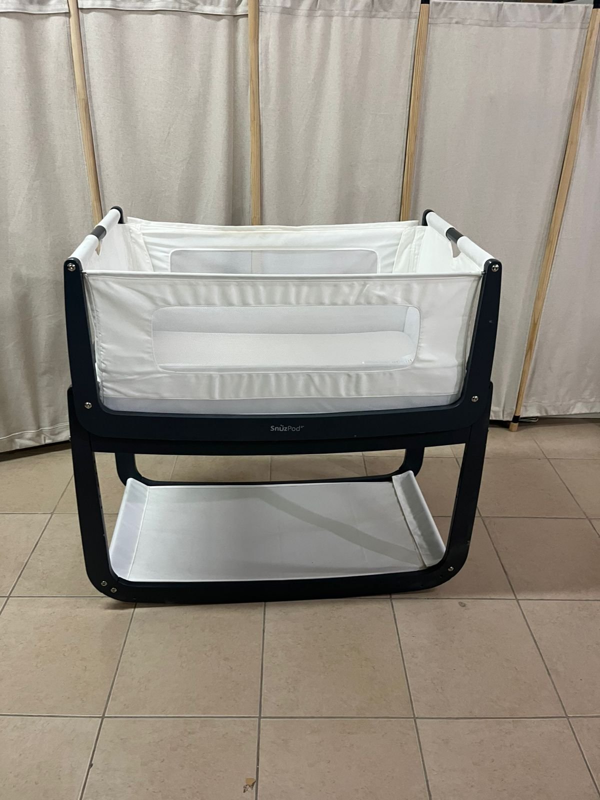 Snooz Snuz Pod 4 Bedside Crib by Snooz | Increased Airflow for Better Sleep - Image 12