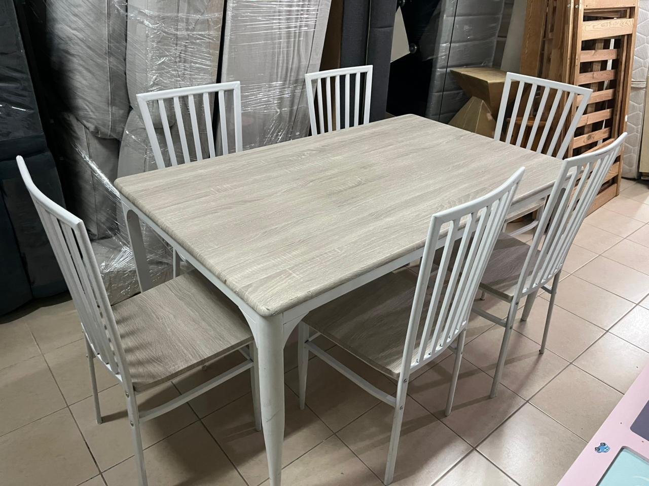 Dining table with six chairs, beige and white color, from Home Box - Image 6