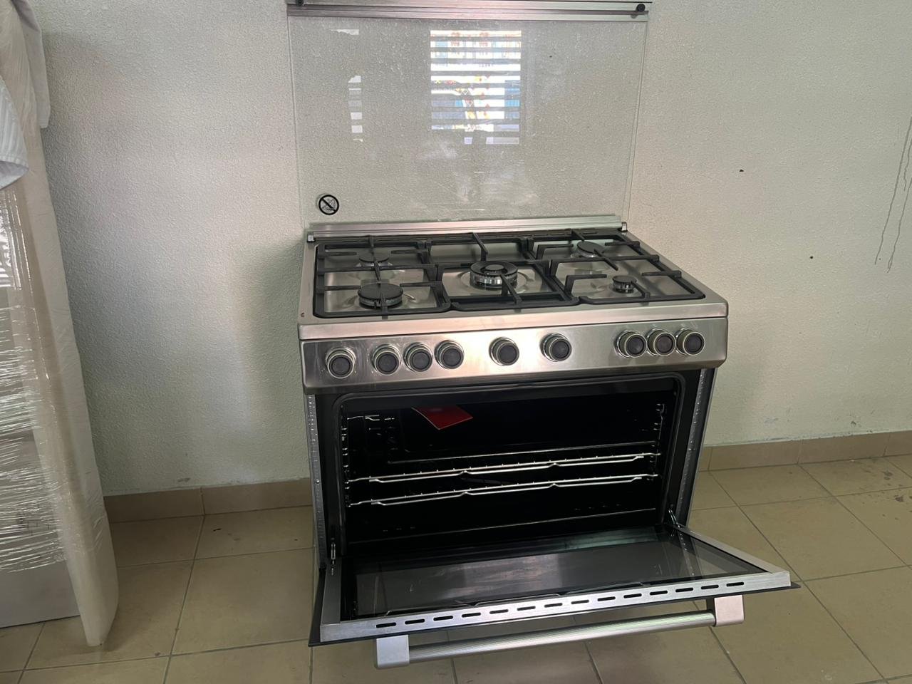 Glemgas freestanding gas hob, 90 x 60 cm, featuring 5 burners and a stainless steel body. - Image 5