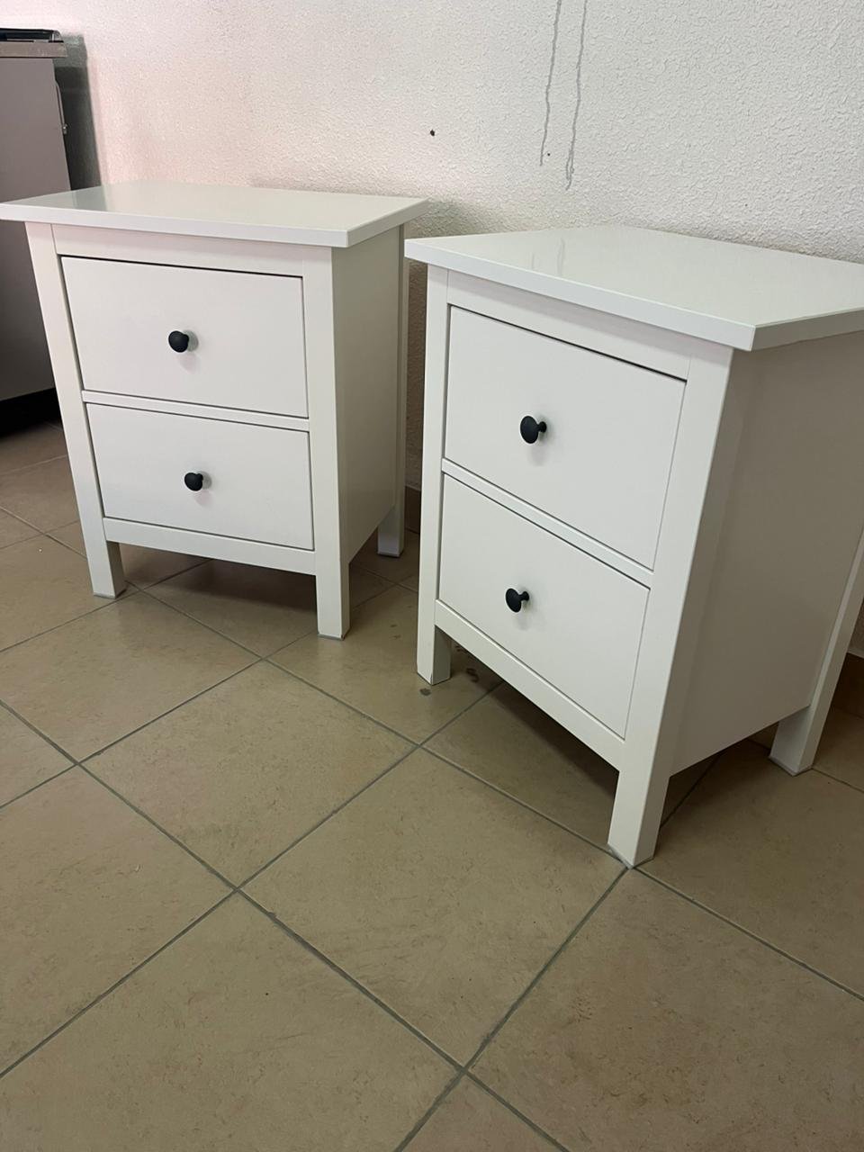Hemens Two bedside tables, two-drawer chest, white painted, 54 x 66 cm - Image 12