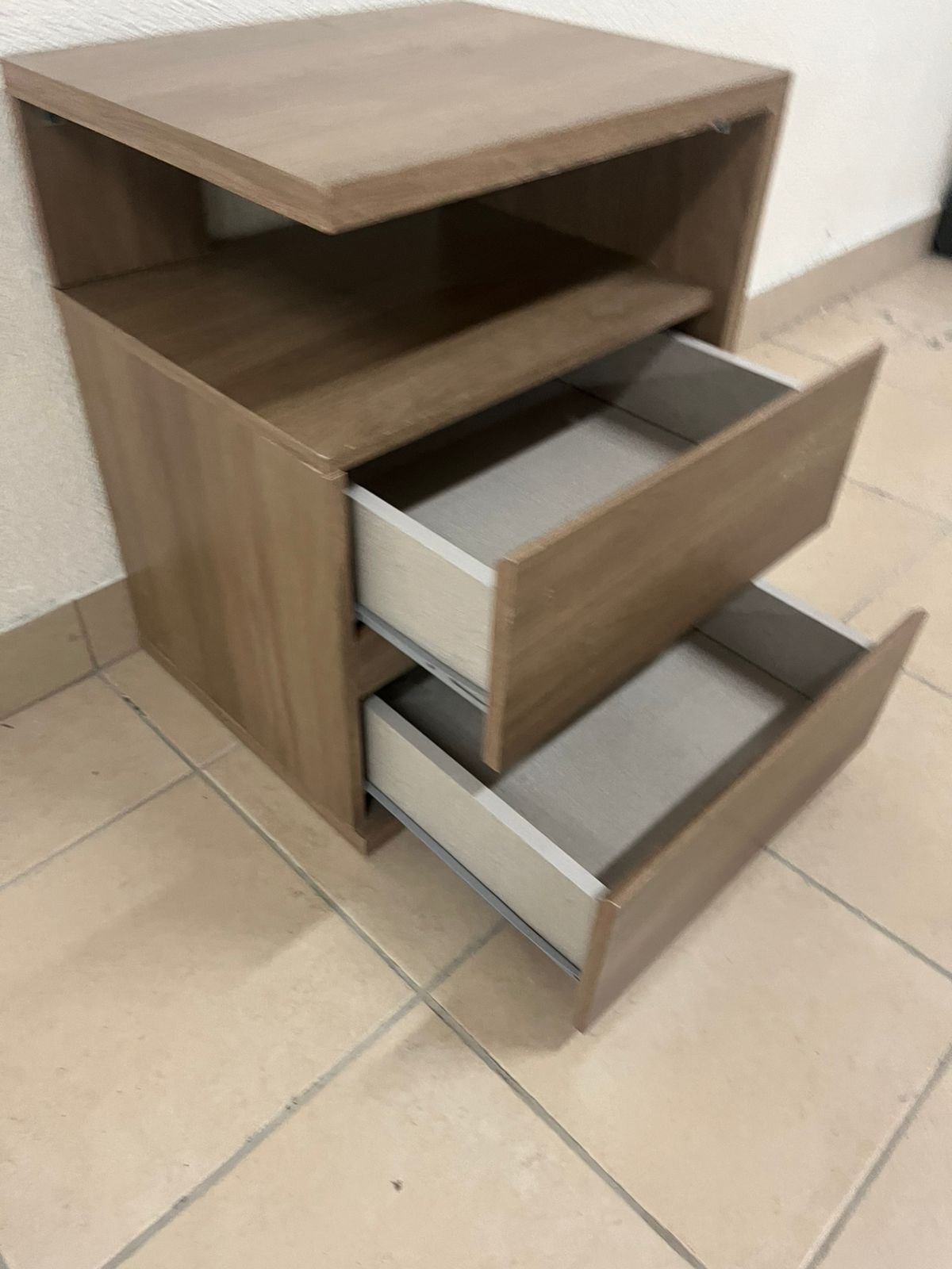 The Campeche bedside table is a Henn brand model. - Image 9