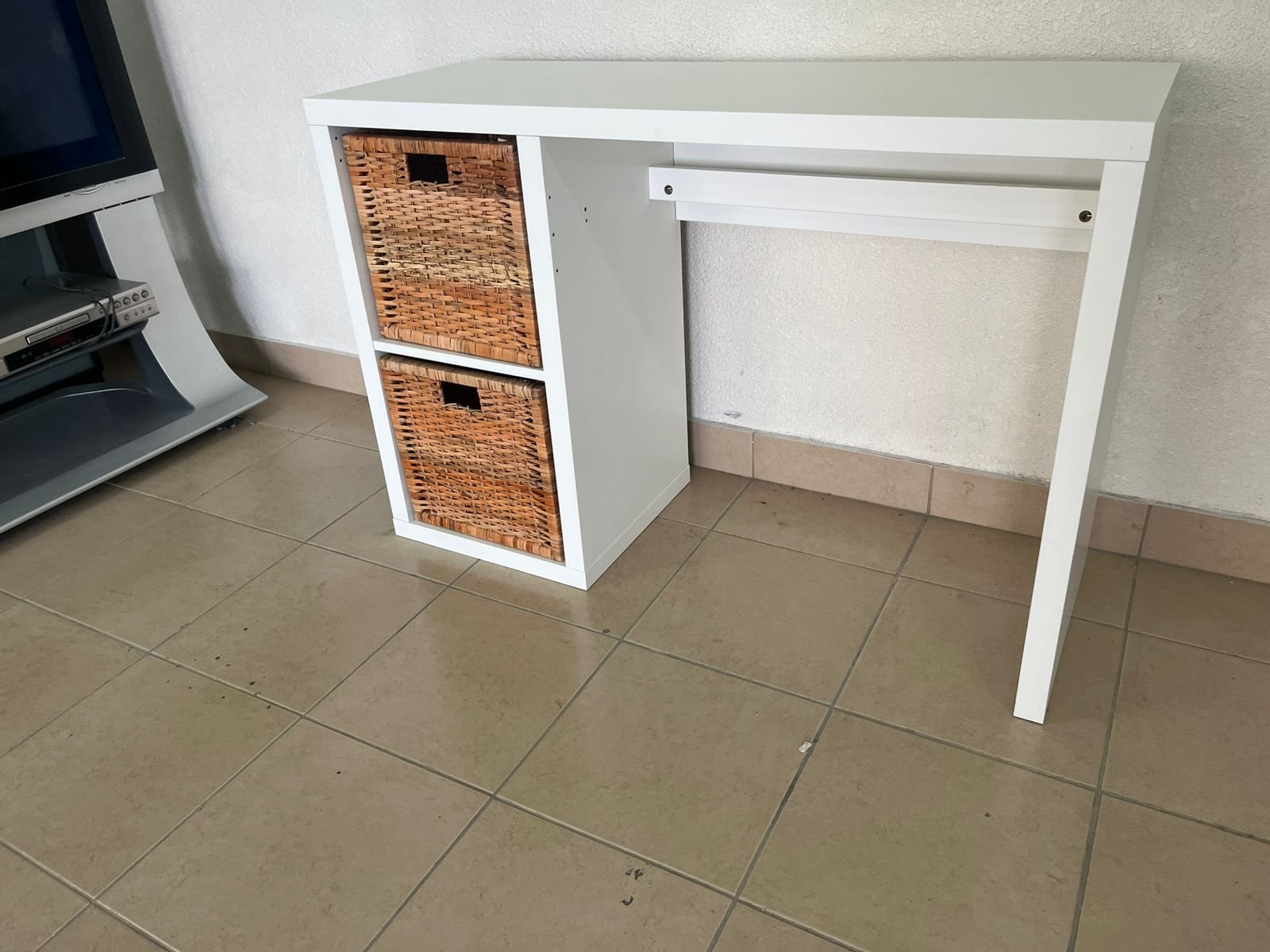 Desk with shelving unit from IKEA's KALLAX series - Image 7