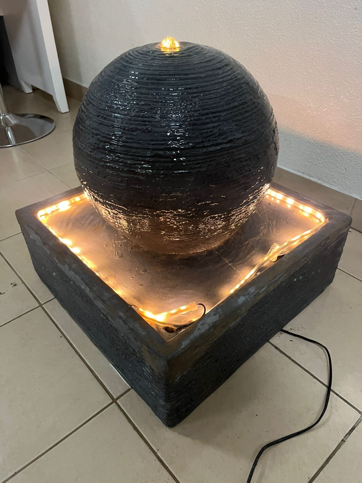 Outdoor ball-shaped water fountain with lighting - Image 3