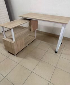 Adjustable desk