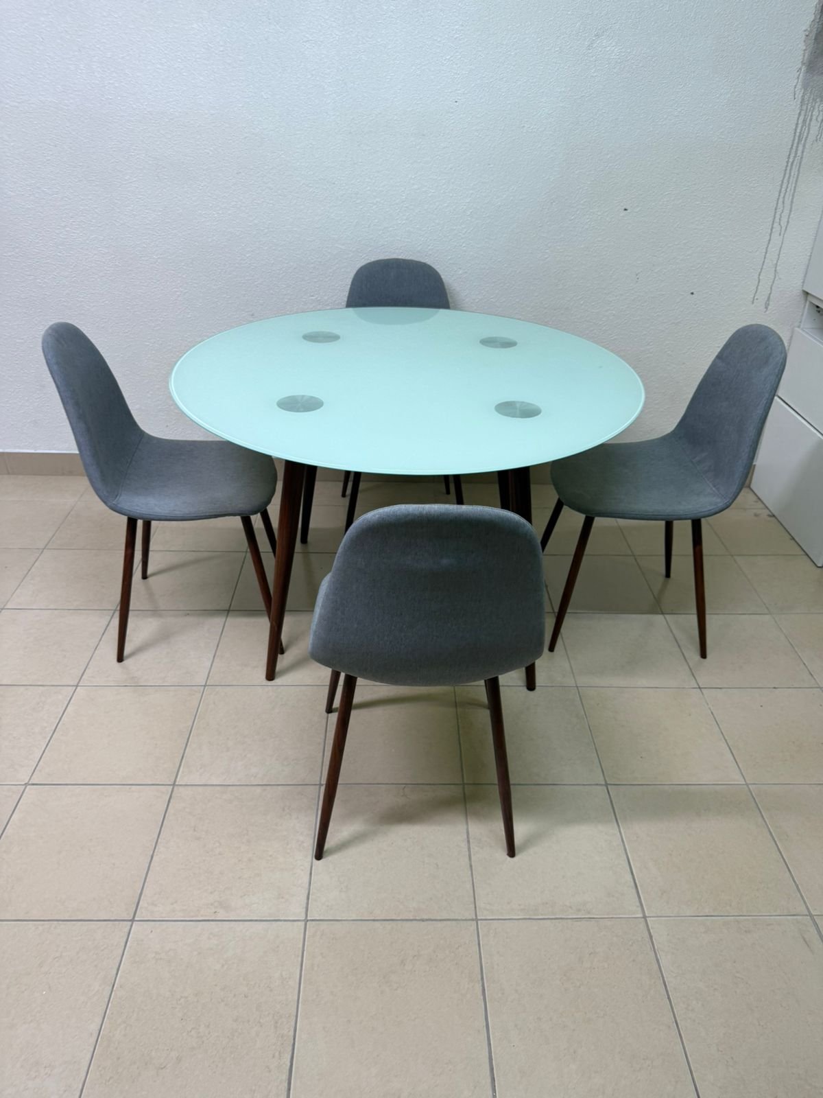 Dining table with four chairs - Image 12