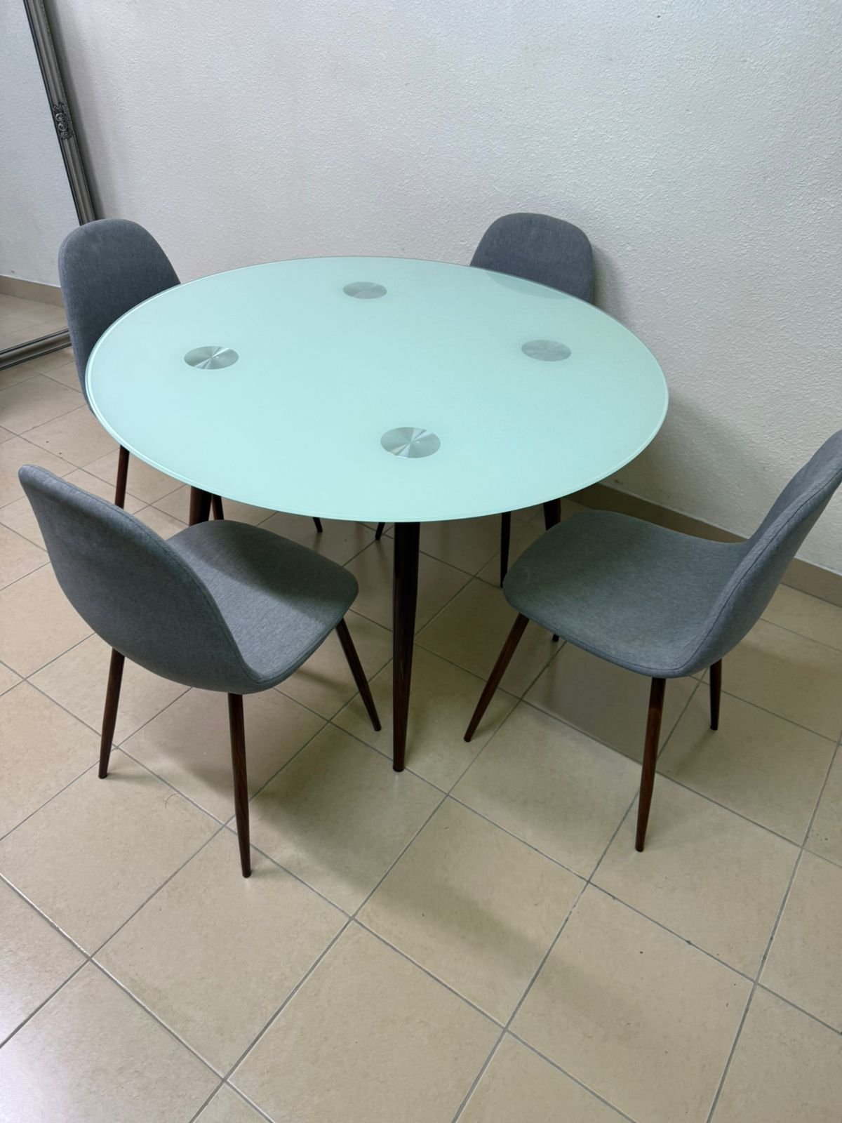 Dining table with four chairs - Image 13