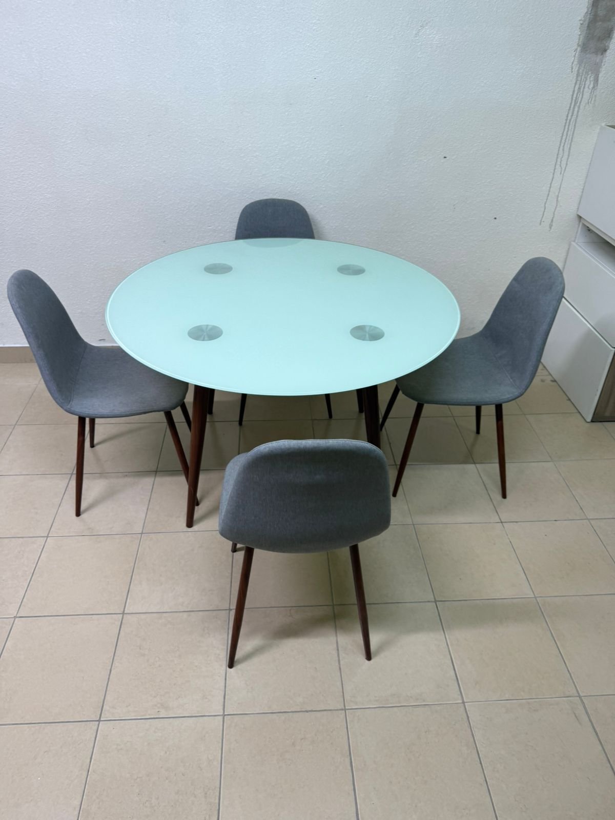 Dining table with four chairs - Image 5