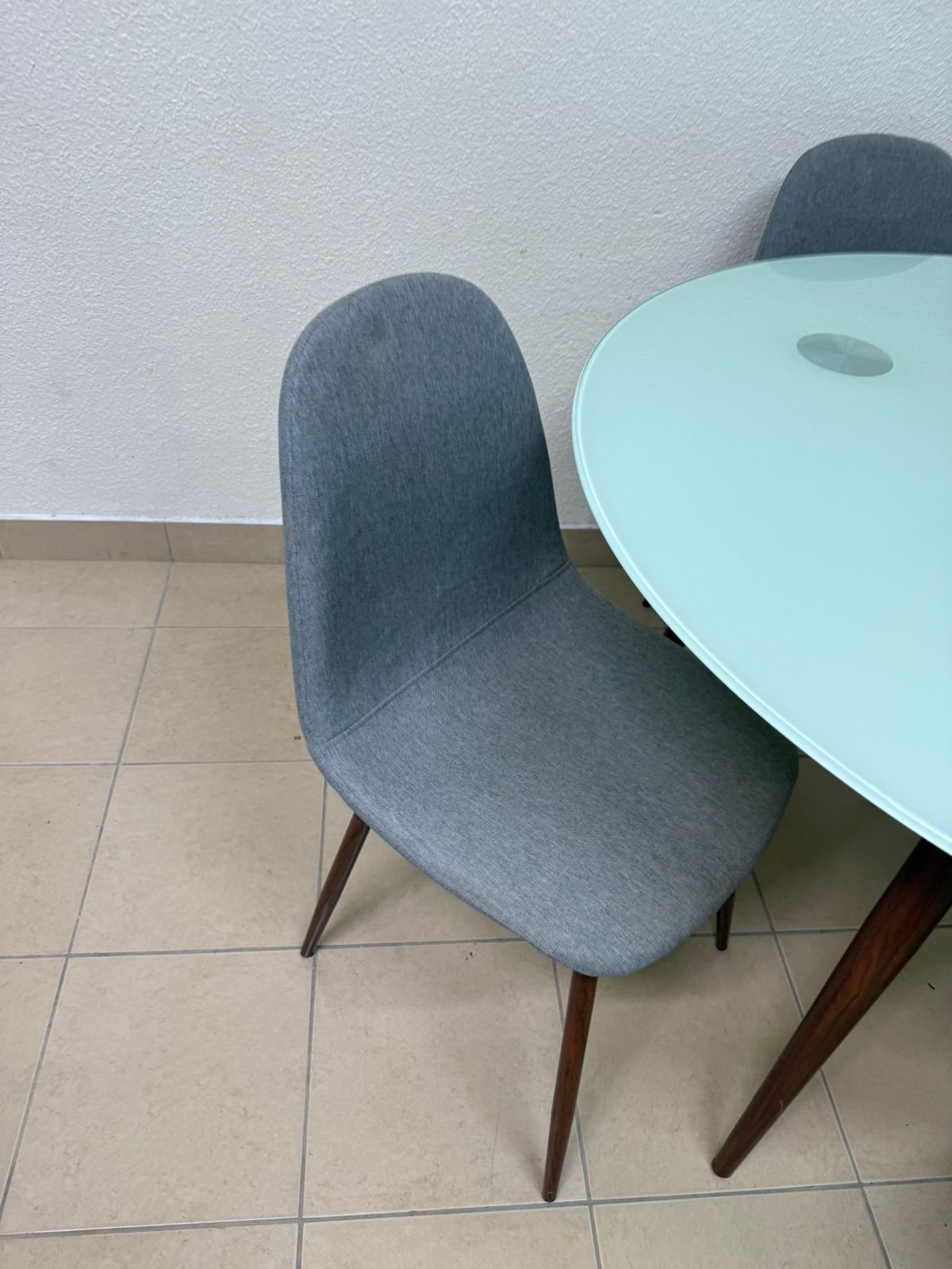 Dining table with four chairs - Image 7