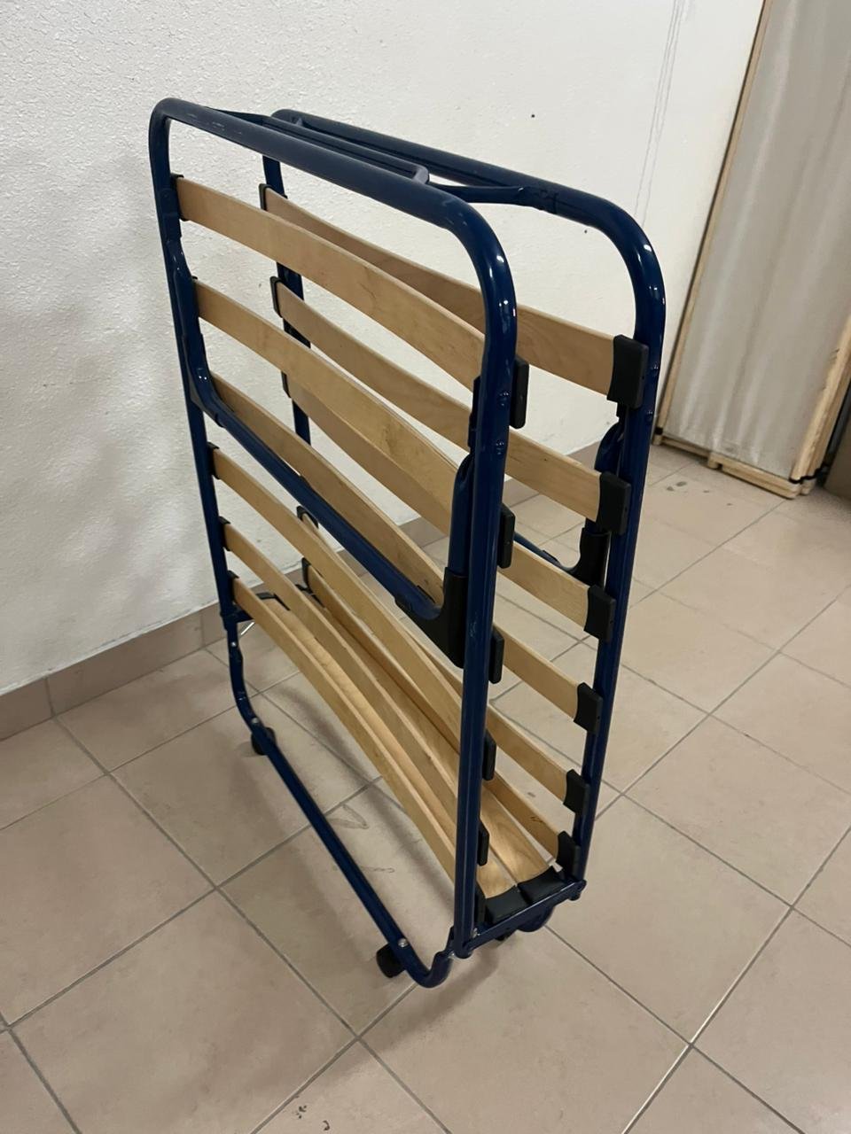 A foldable bed suitable for guests and camping - Image 6