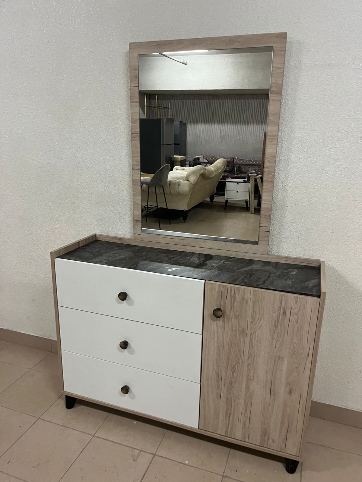 Home Box dressing table