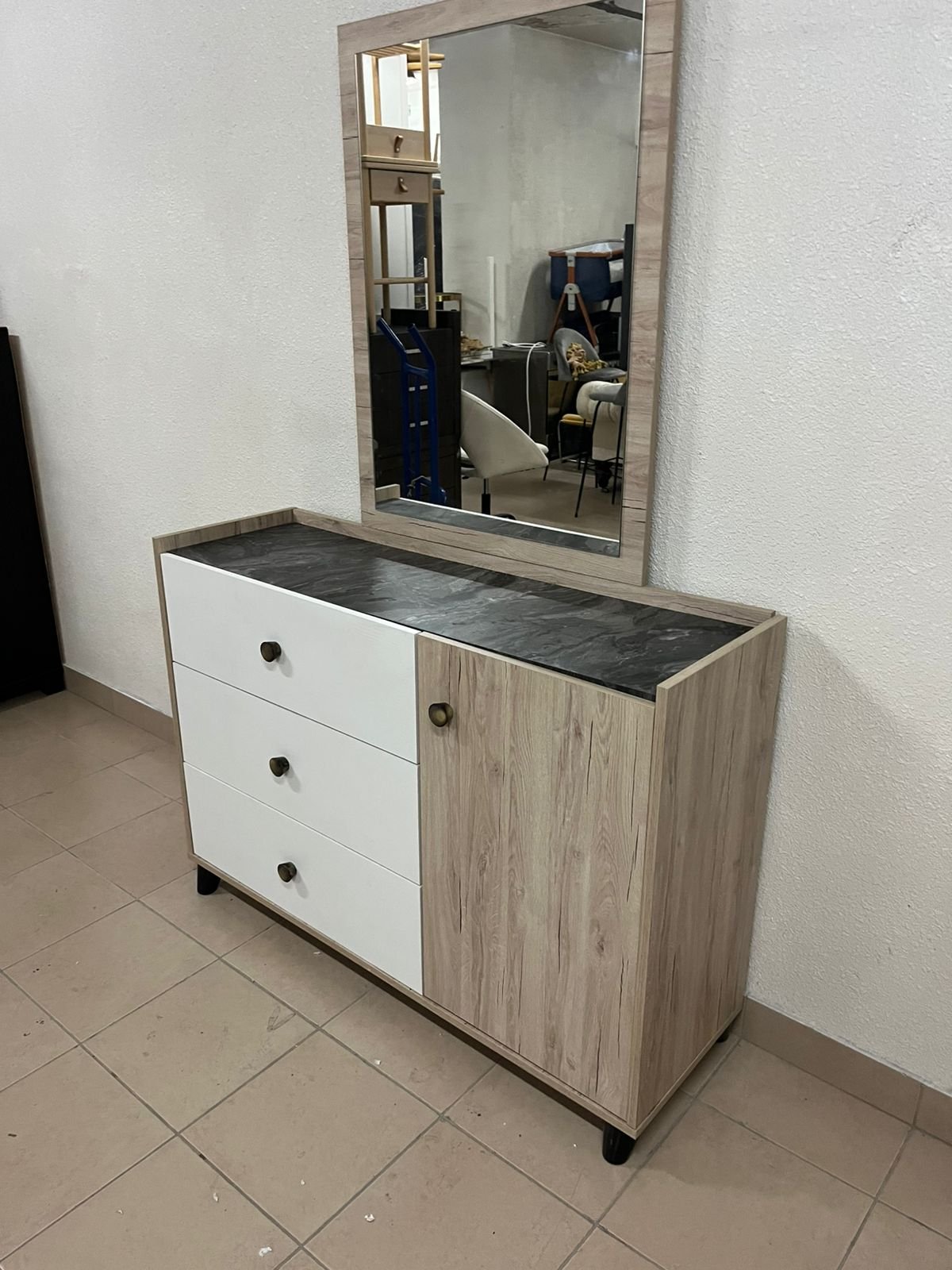 Home Box dressing table - Image 8