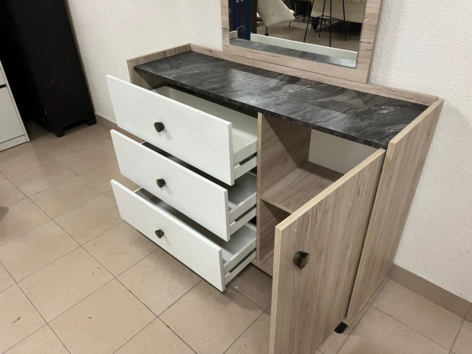 Home Box dressing table - Image 13