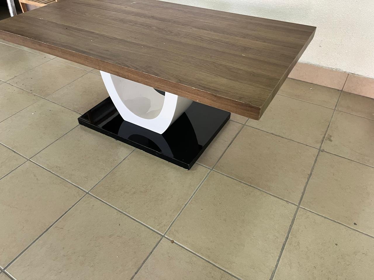 Home Centre coffee table - Image 7