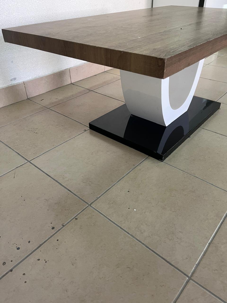 Home Centre coffee table - Image 10