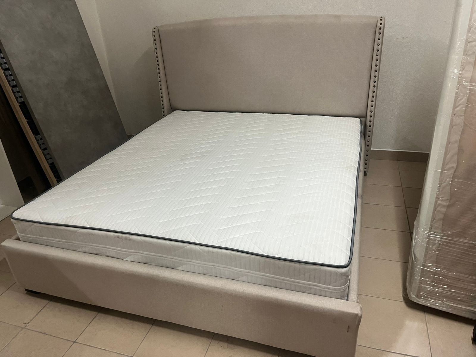 Bed with mattress from Home Centre - Image 6