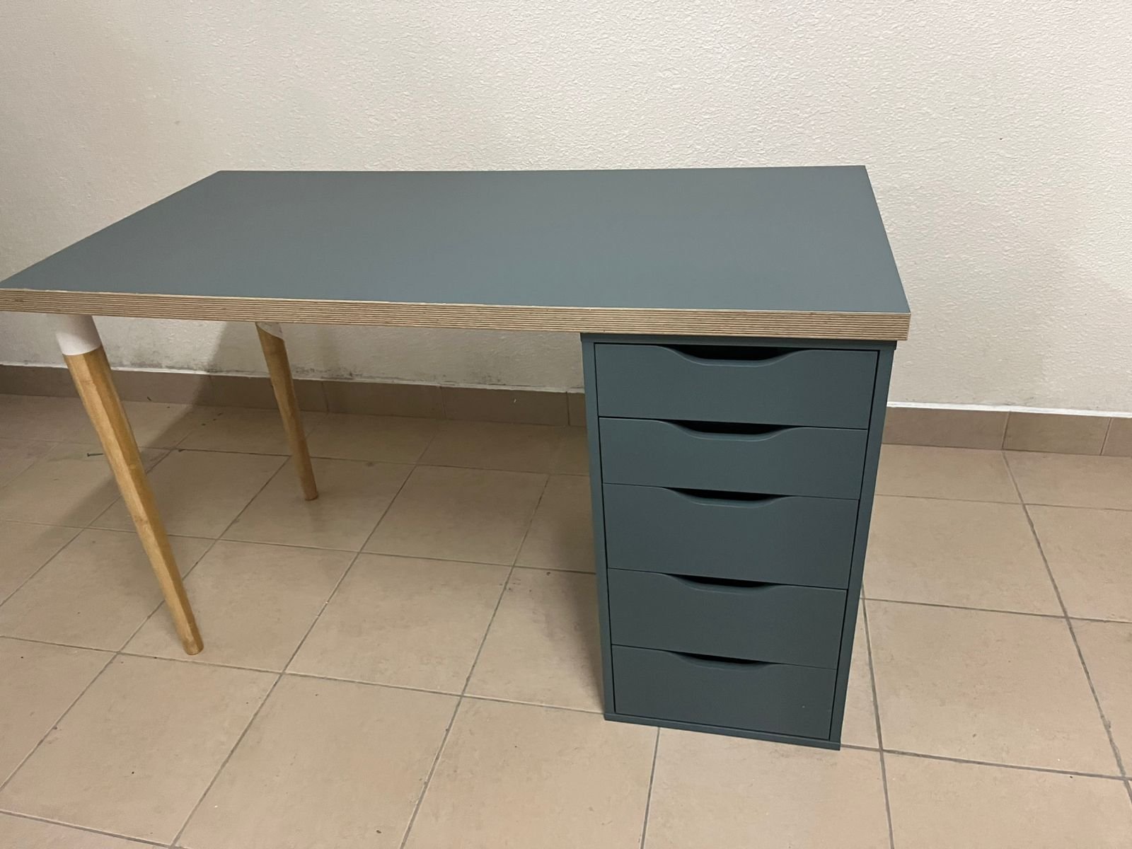IKEA LAGKAPTEN / ALEX desk in gray. - Image 2