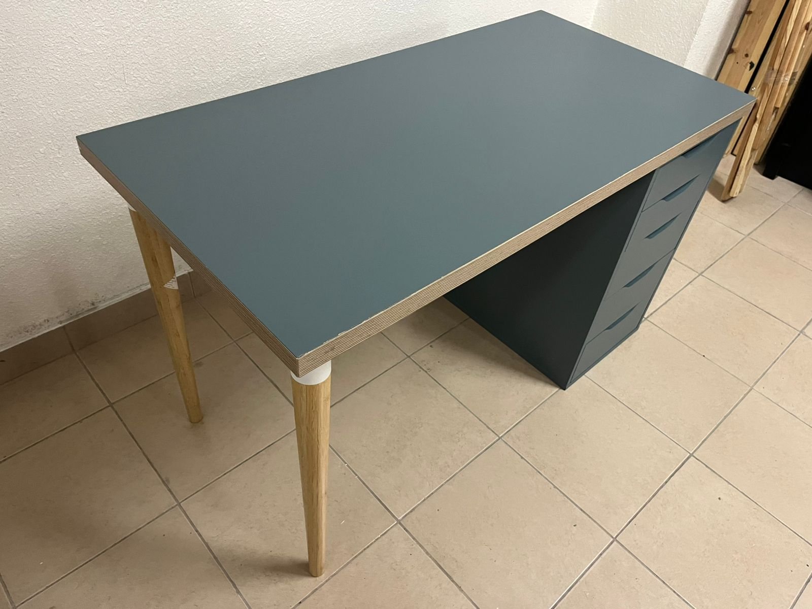 IKEA LAGKAPTEN / ALEX desk in gray. - Image 6