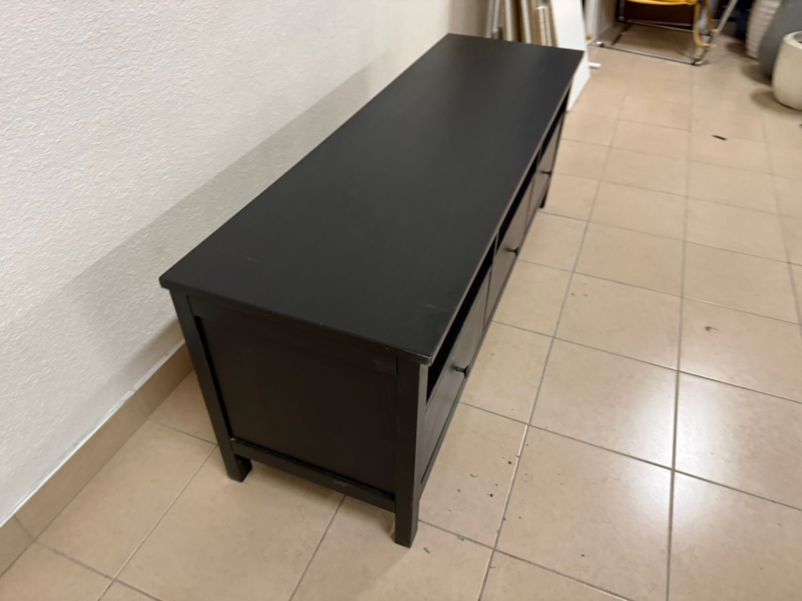 TV stand from IKEA - Image 4