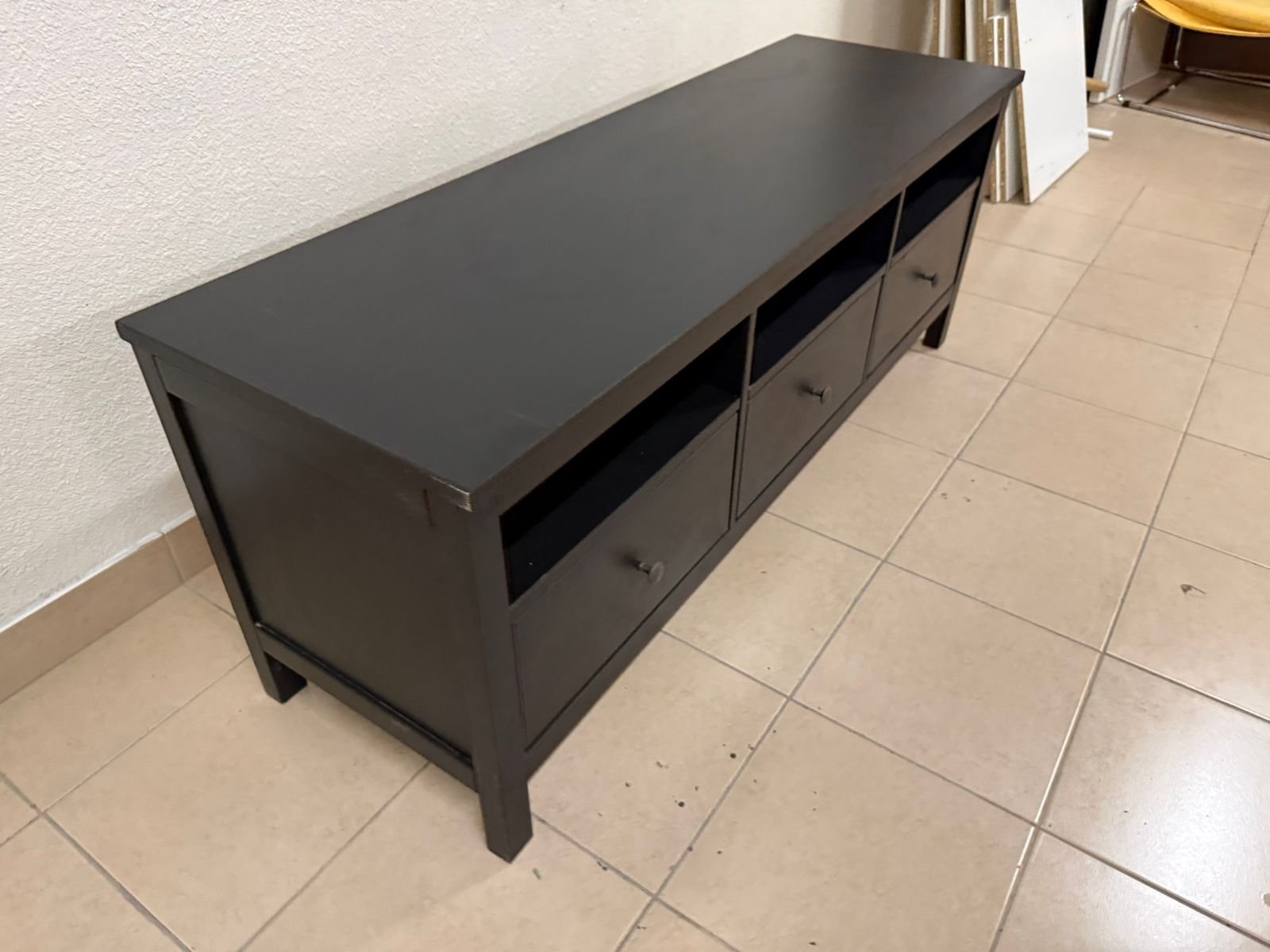 TV stand from IKEA - Image 15