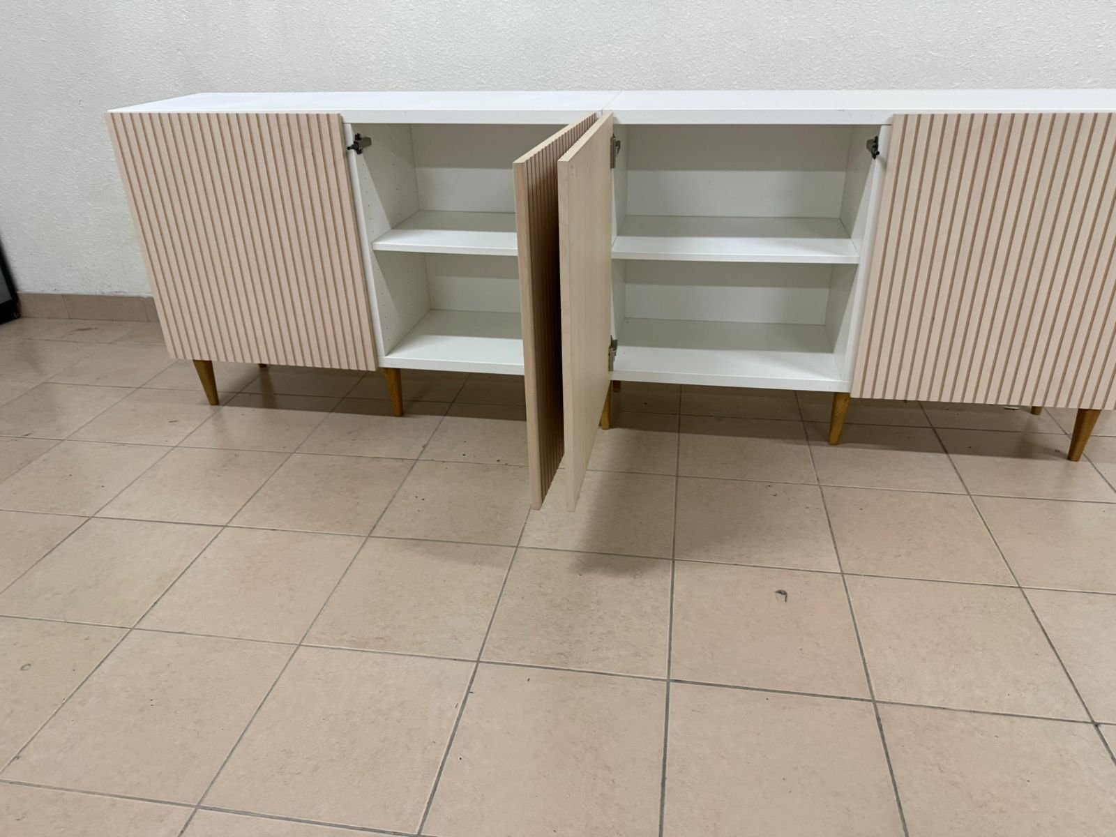 IKEA buffet - Image 12